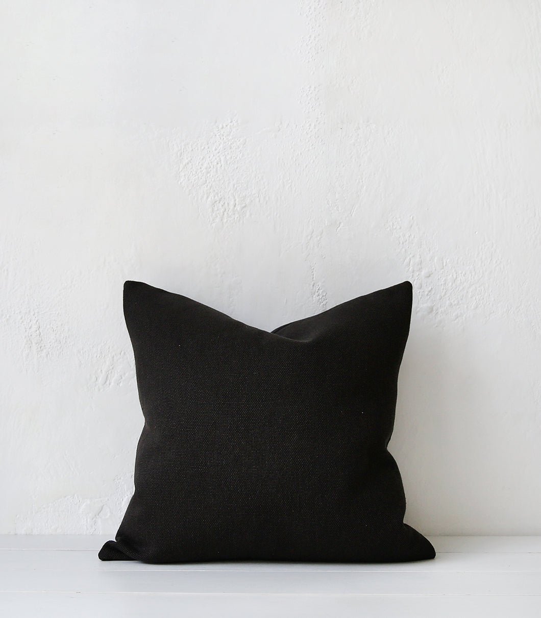'Chalk' Cushion w Feather Inner / 55x55cm / Black