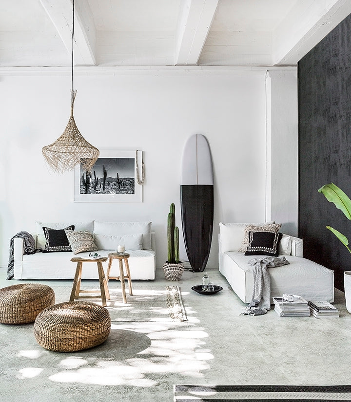 Indie Monochrome Summer House
