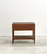 'Brentwood' Bedside w Drawer / Solid Oak / Walnut