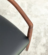 'Brentwood' Dining Chair / Ash / Black Leather- Walnut