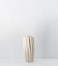 'Coral' Vase / Medium / Ivory / NOT WATERTIGHT