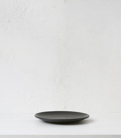 Costa Nova / Roda Coupe Plate / 27cm / Slate