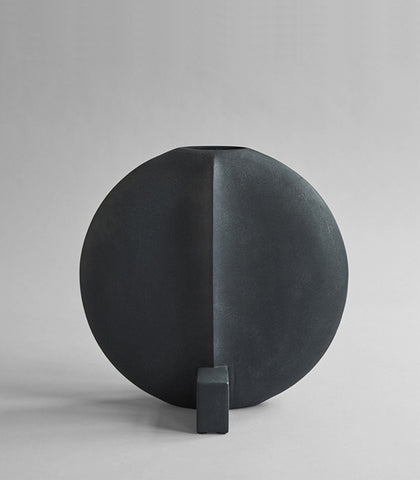 Guggenheim Vase / Big / Black / 101 Copenhagen