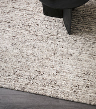 'Karaka' Floor Rug / 100% Wool / Oyster Grey / 160x230cm