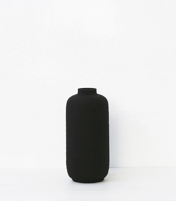 'Modern' Vase / Small / Black