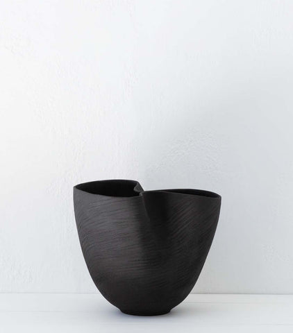 'Morph' Bowl / Ebony / NOT WATERTIGHT