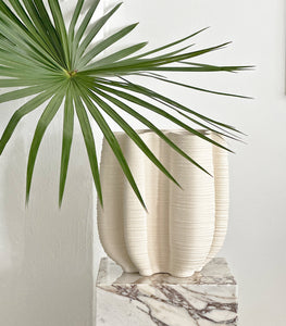 'Toga' Vase / Off White / Small