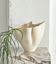 'Eva' Vase / Off White