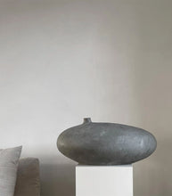 101 Copenhagen / 'Submarine' Vase / Dark Grey / Fat / NOT WATERTIGHT / #hof