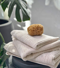 Chelsea Bath Towel / Sand