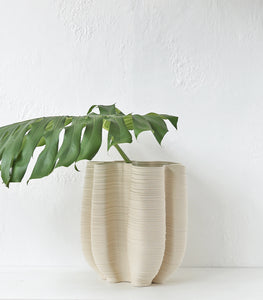 'Toga' Vase / Off White / Small