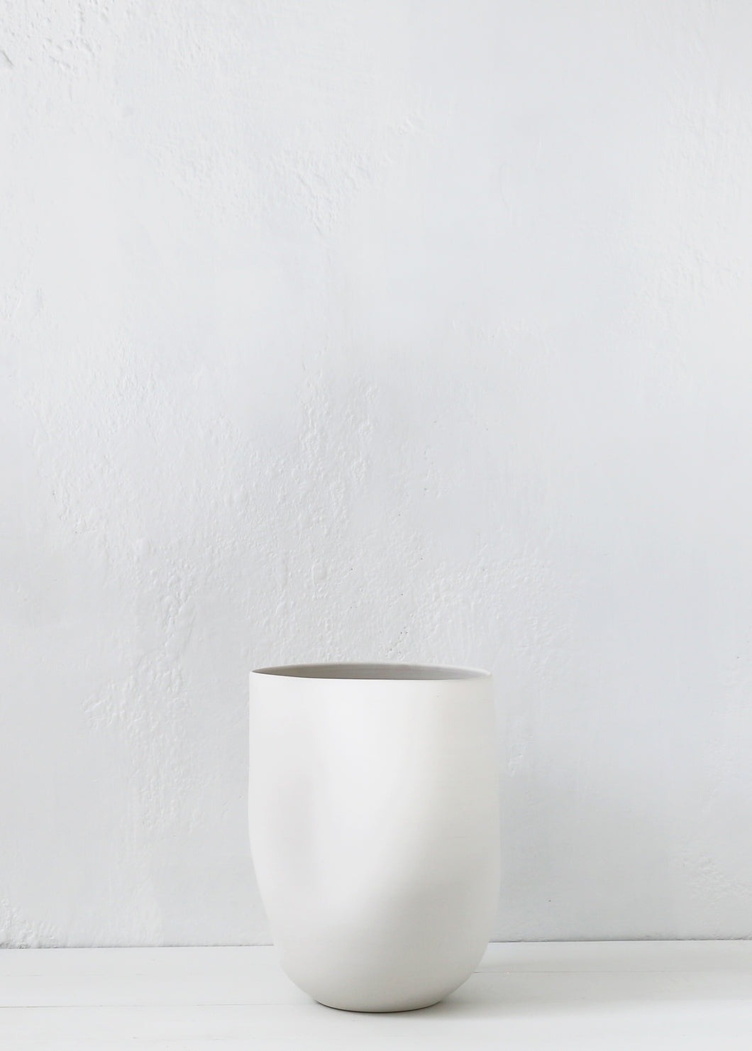 'Curve' Vase / Wide - Large / Matte White