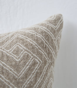 'Karo' Cushion w Feather Inner / NZ MADE / 55x55cm /Natural-White