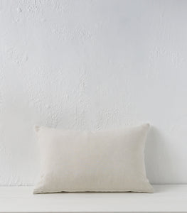 'Milos' Cushion w Feather Inner / NZ MADE / 60x40cm / Sunbleach (Chalk Series)