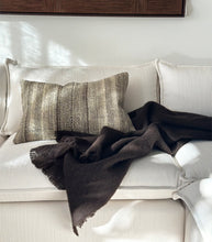 ‘Hyde’ Throw / 130 x 200cm / Cocoa