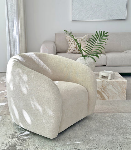 'Newport' Swivel Occasional Chair / Natural