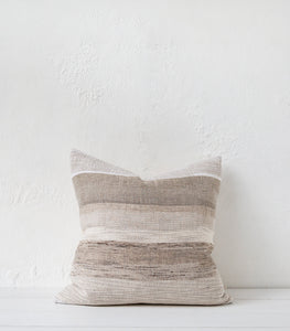 'Woodrow' Cushion w Feather Inner / 50x50cm / Beige