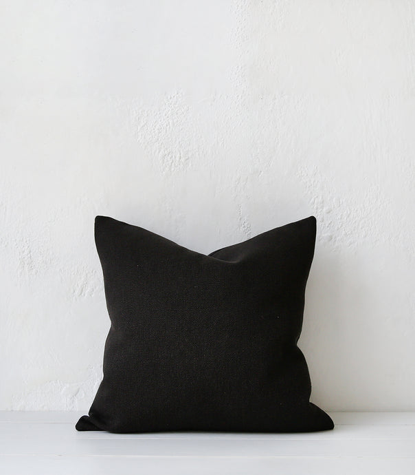 'Chalk' Cushion w Feather Inner / 55x55cm / Black