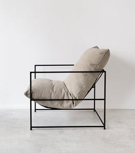 'Cloud' Lounger / Feather Filled / Washed Sand