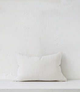 Organic Ribbed Cushion w Feather Inner / 60x40cm / Sand