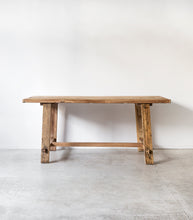 Elmwood Dining Table / 180x90cm / Natural