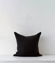 'Karo' Cushion w Feather Inner / 55x55cm / Black/Natural