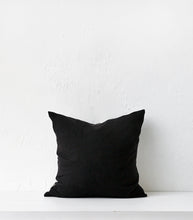 'Meandios' Cushion w Feather Inner / Grey-Nat / 55x55cm