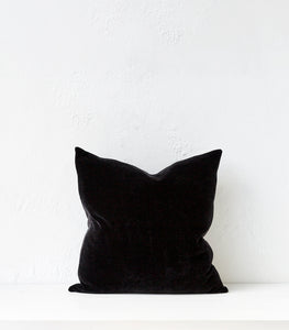 'Midnight' Cushion w Feather Inner / 55x55cm