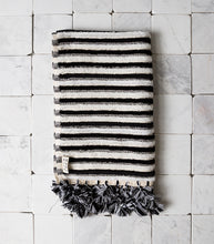 Ottoloom / Black Stripe Organic Bath Mat