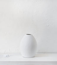 Table Lamp / Lines / Matte White
