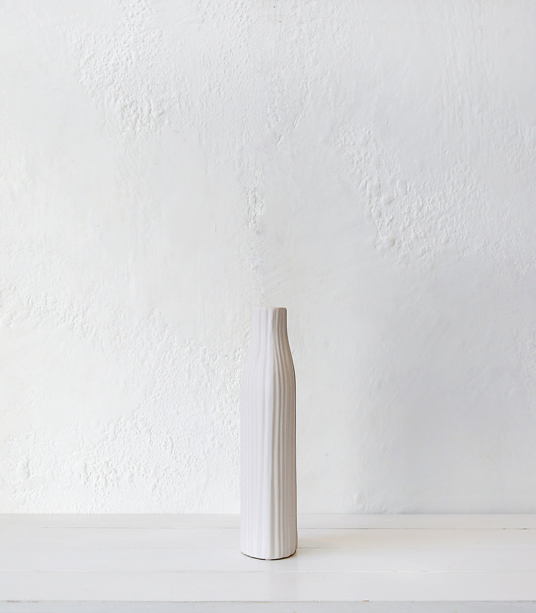 Textured Ceramic Vase / White