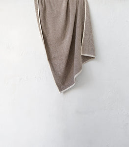 Tweed Bath Towel / Light