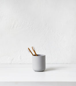 Zone Denmark / Toothbrush Mug / Soft Grey